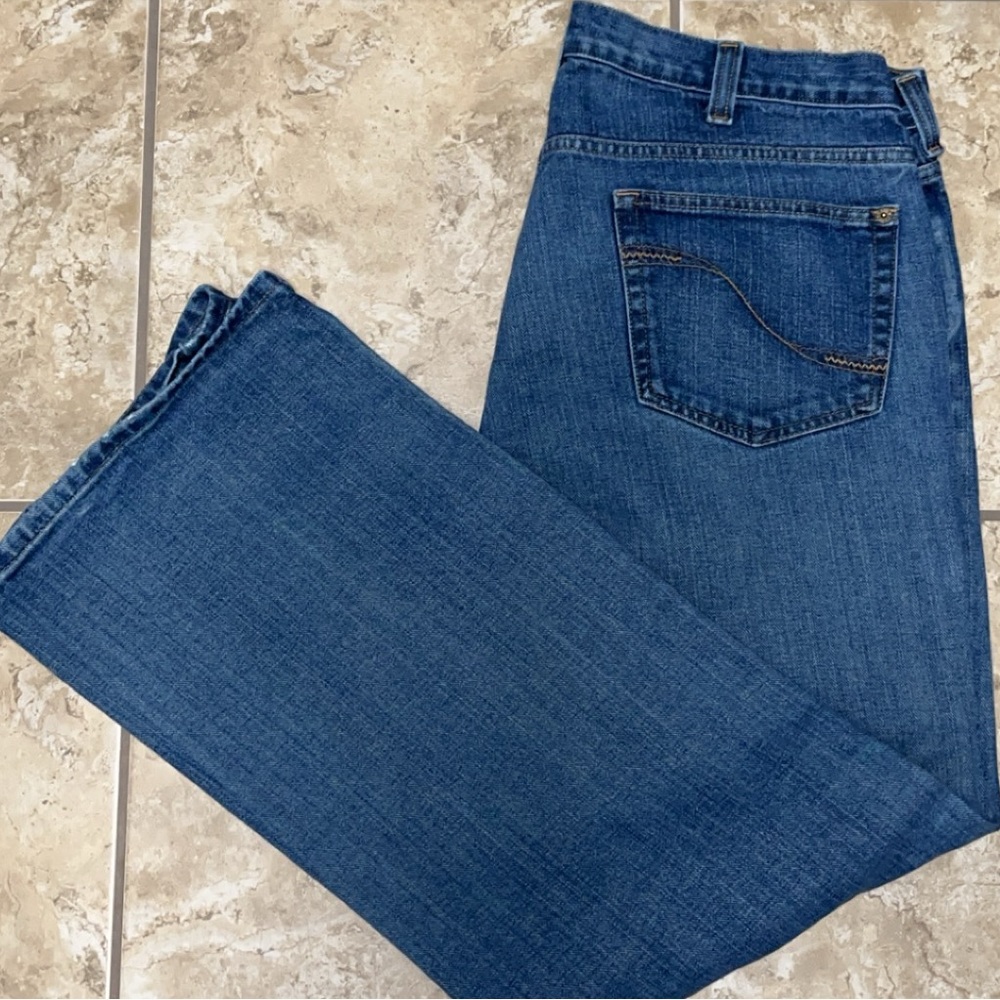 DKNY MENS PERFORMANCE JEANS RELAXED SZ 38x32
